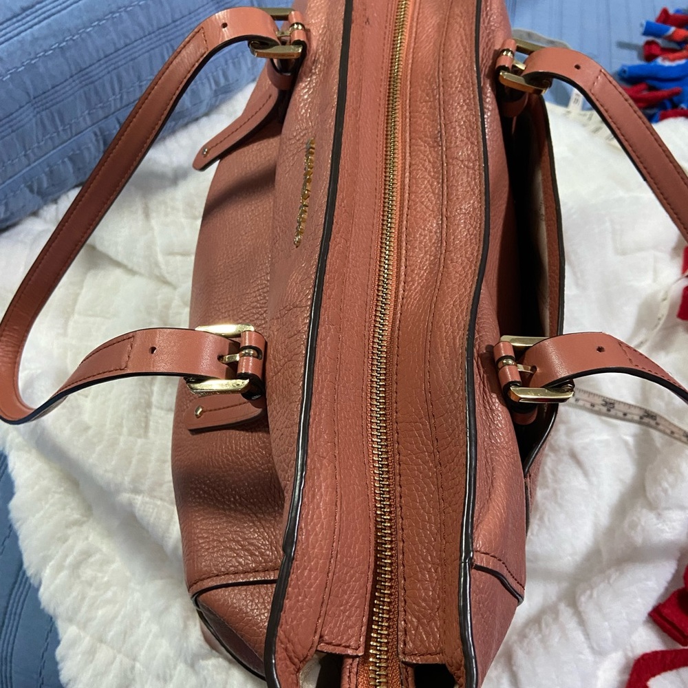 Michael Kors purse - Picture 4 of 13